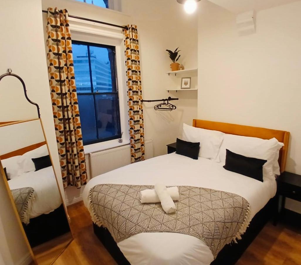 The Hallmark Flat